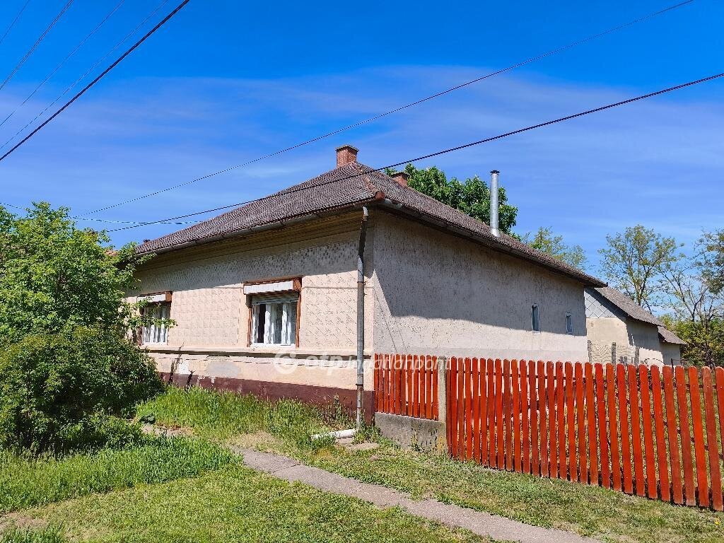 2 bed · 86m² · 9.000.000 ft
