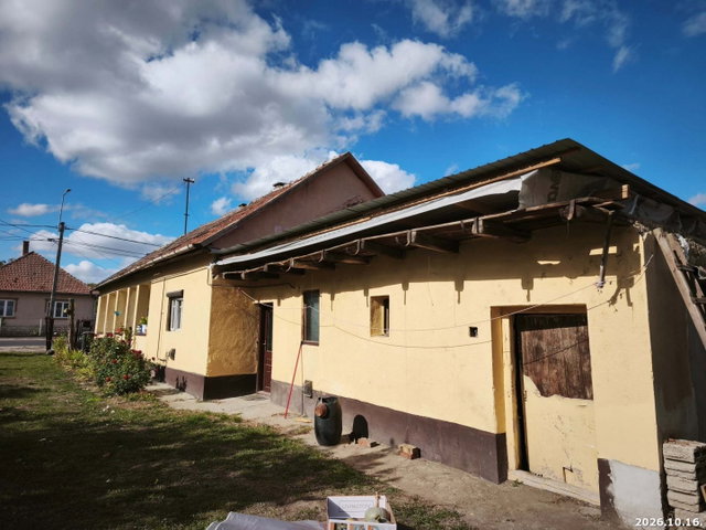 Eladó családi ház, Nagyhalászban, Arany János utcában 7.4 M Ft