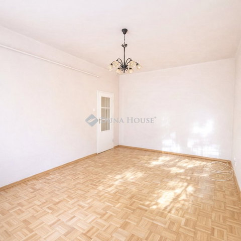 Eladó téglalakás, Szombathelyen 40.5 M Ft, 2 szobás