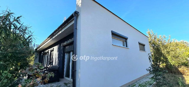 Eladó családi ház, Debrecenben 129.9 M Ft, 3+1 szobás