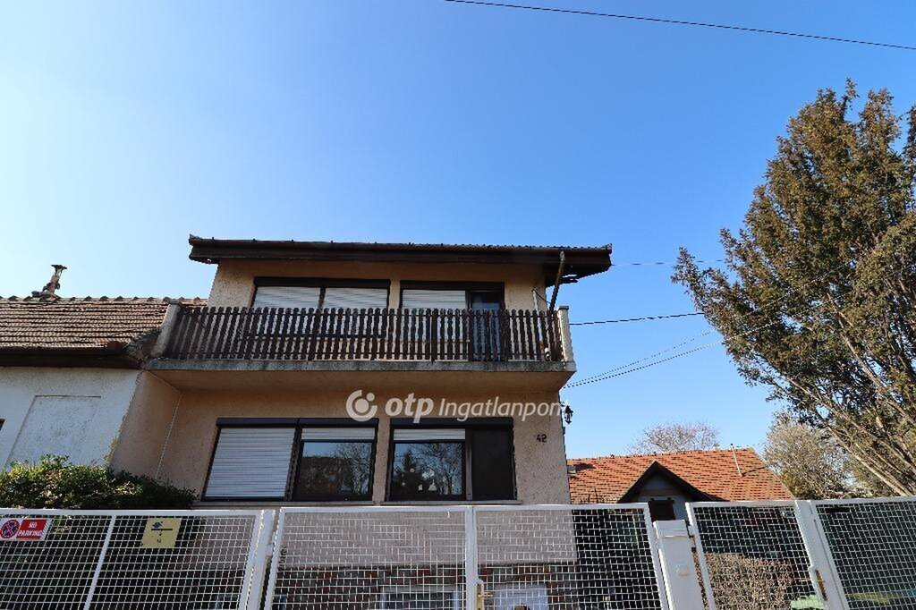 5 bed · 165m² · 131.000.000 ft