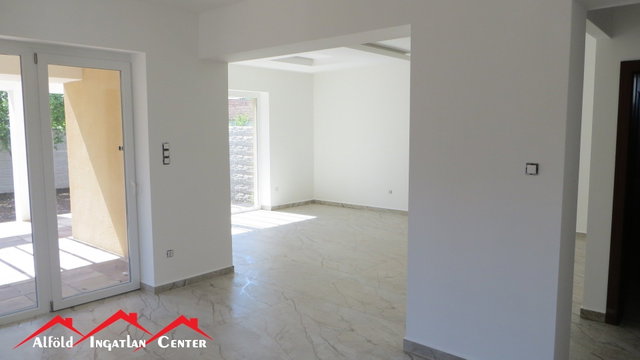 Eladó családi ház, Békéscsabán, Mandula utcában 79.9 M Ft