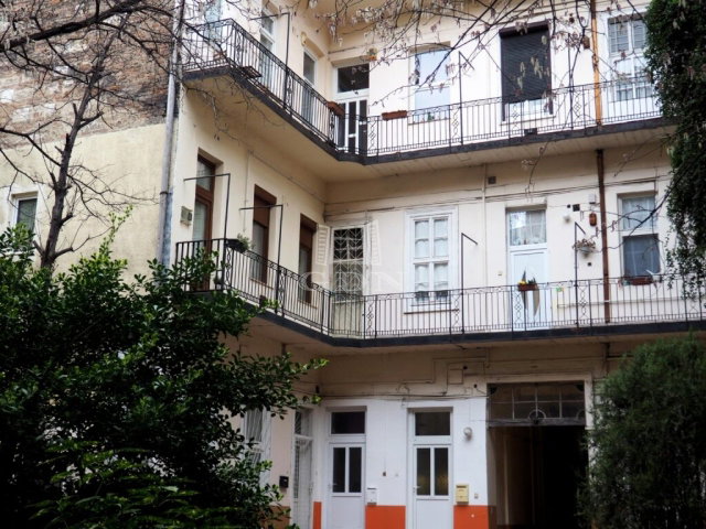 Eladó téglalakás, Budapesten, VIII. kerületben 105 M Ft