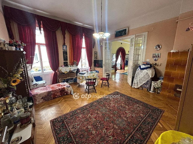 Eladó téglalakás, Budapesten, VIII. kerületben 98 M Ft, 2 szobás
