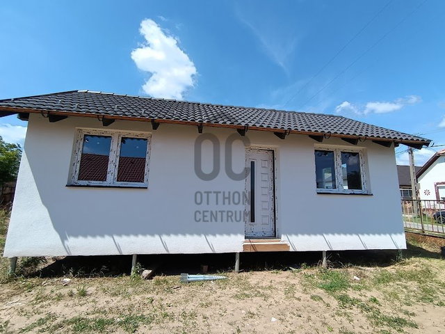 Eladó családi ház, Pusztahencsen 6.7 M Ft, 1 szobás