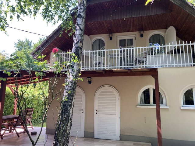 Eladó nyaraló, Gárdonyban 89.9 M Ft, 3 szobás