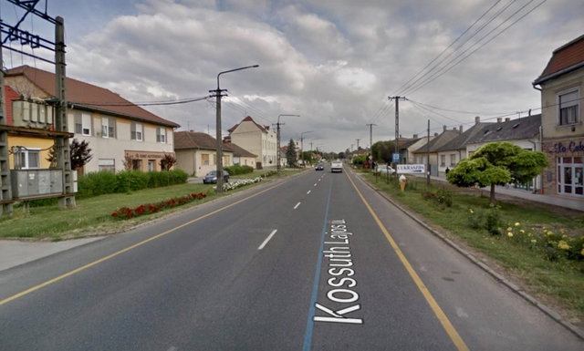 Eladó családi ház, Enyingen 70 M Ft, 4 szobás