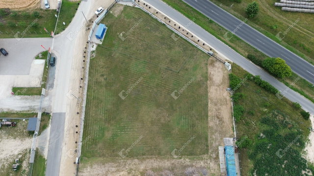 Eladó ipari ingatlan, Fertőszentmiklóson 99 M Ft