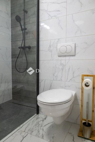 Kiadó téglalakás, albérlet, Debrecenben 280 E Ft / hó, 1 szobás
