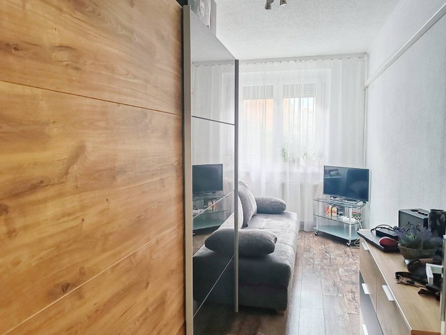 Eladó panellakás, Budapesten, XXI. kerületben 72.989 M Ft