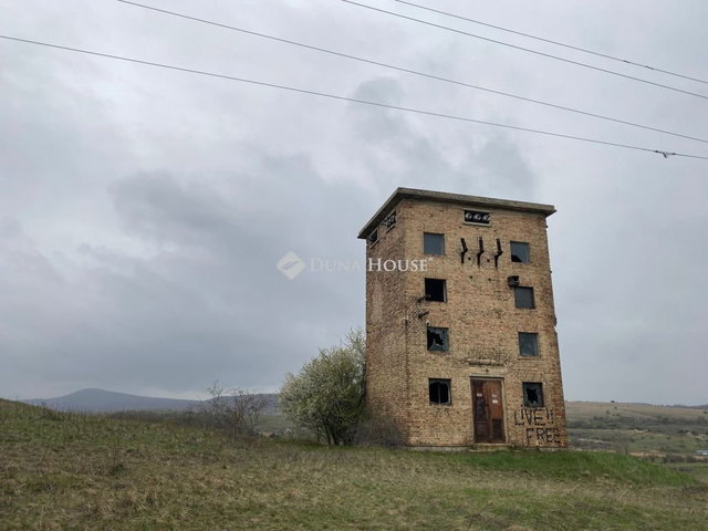 Eladó mezogazdasagi ingatlan, Száron 29 M Ft, 2 szobás