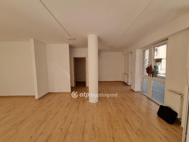Eladó üzlethelyiség, Budapesten, III. kerületben 59.9 M Ft