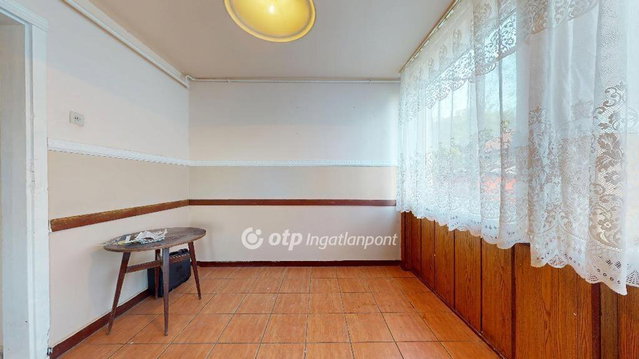 Eladó családi ház, Nagyhalászban 25.8 M Ft, 2 szobás