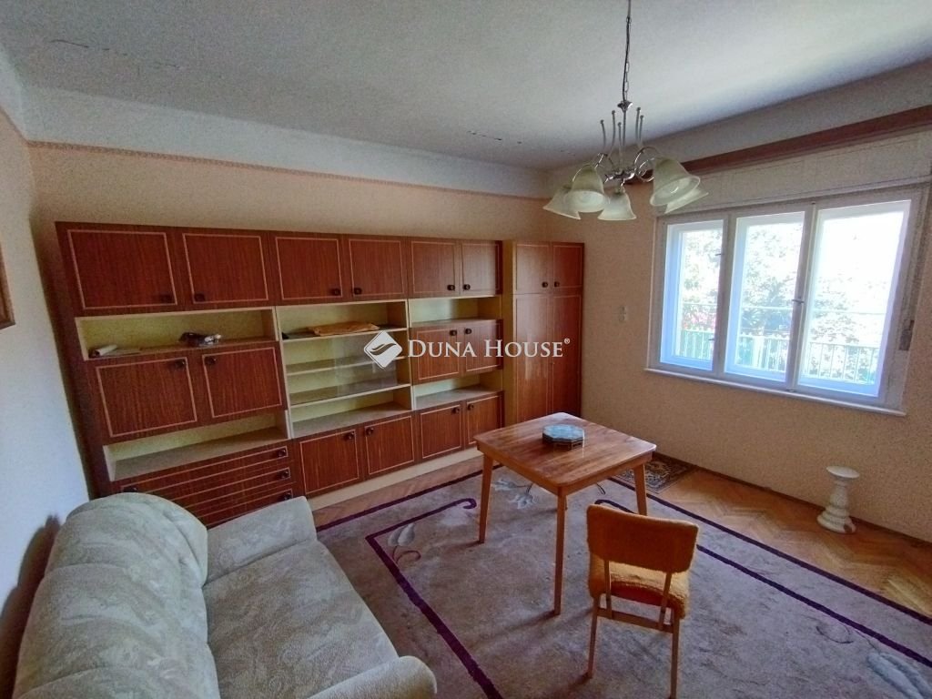 3 bed · 116m² · 86.900.000 ft