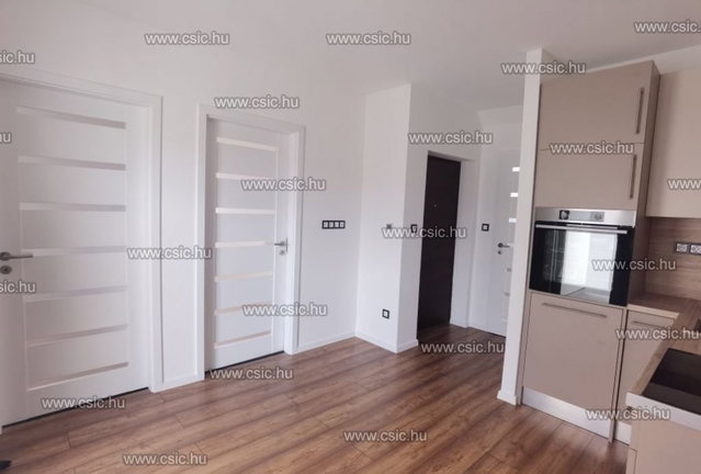 Eladó téglalakás, Budapesten, XVI. kerületben 69.9 M Ft