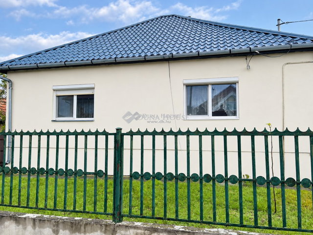 Eladó családi ház, Nyíregyházán 73 M Ft, 4 szobás