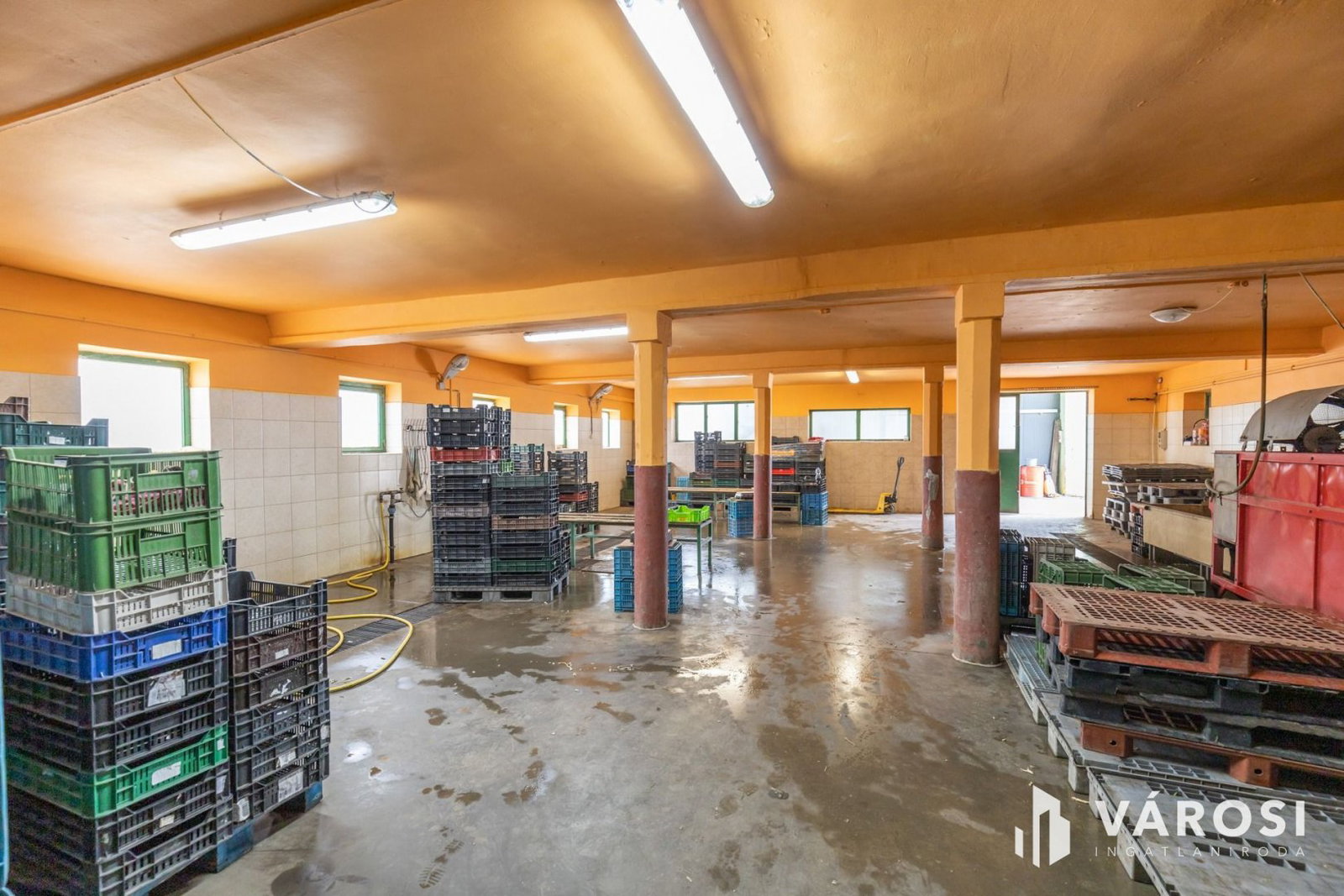 1285 m² · 200.000.000 Ft