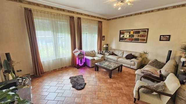 Eladó családi ház, Gyömrőn 159.99 M Ft, 4 szobás