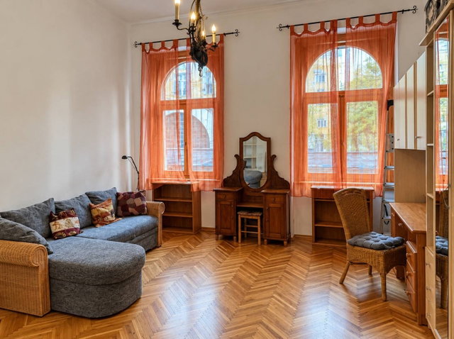 Kiadó téglalakás, albérlet, IX. kerületben, Kinizsi utcában