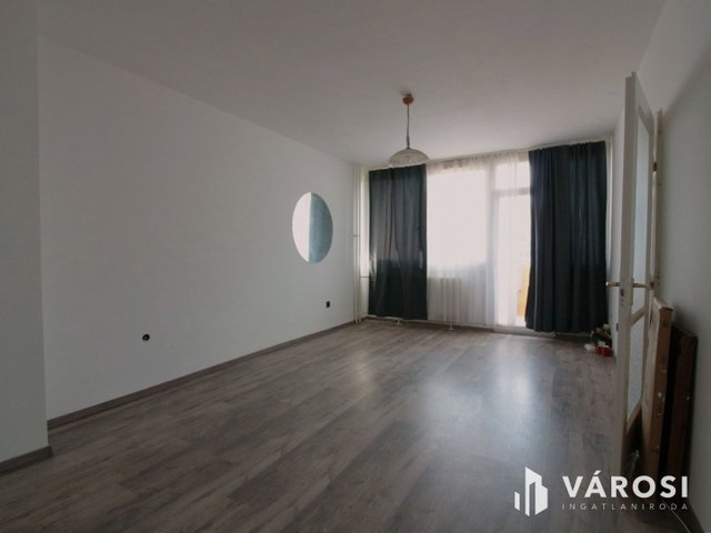 Eladó panellakás, Nagykanizsán 25.9 M Ft, 2+1 szobás