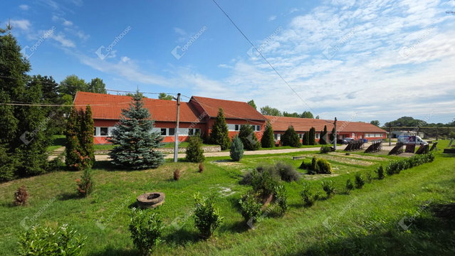 Eladó ipari ingatlan, Mályin 2100 M Ft / költözzbe.hu