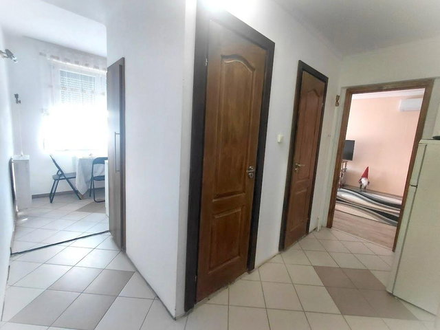 Eladó panellakás, Oroszlányban 35.4 M Ft, 2 szobás