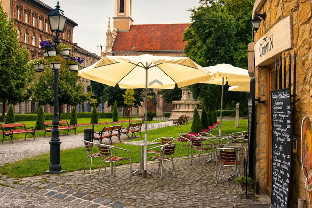Kiadó téglalakás, albérlet, Budapesten, I. kerületben, 3 szobás