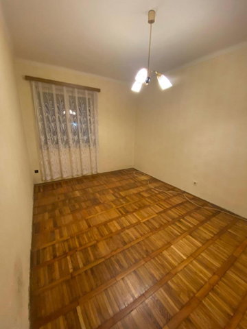 Eladó téglalakás, Oroszlányban 25.5 M Ft, 3 szobás
