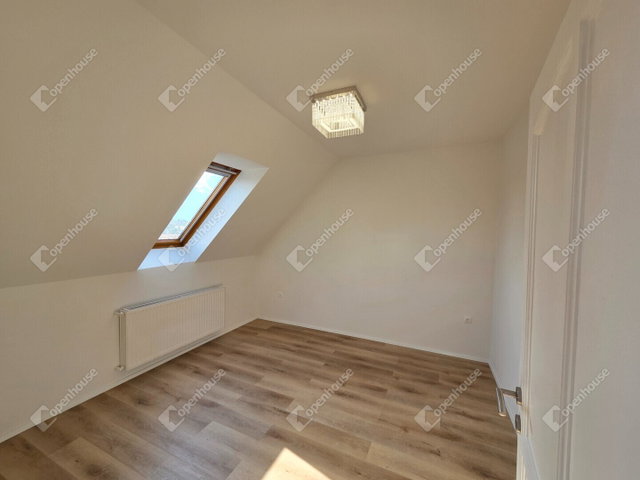 Eladó téglalakás, Mosonmagyaróváron 51.5 M Ft, 2 szobás