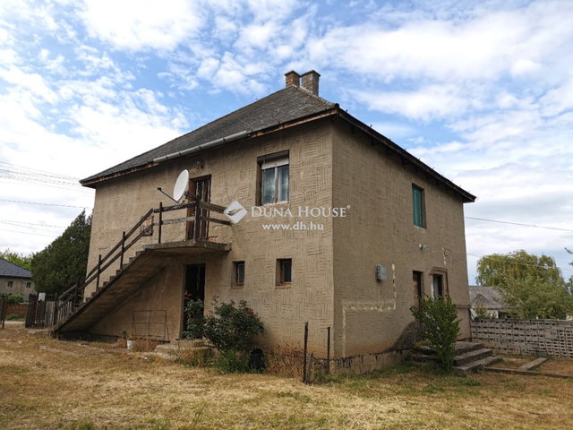 Eladó családi ház, Bodroghalomban 13.5 M Ft, 4 szobás