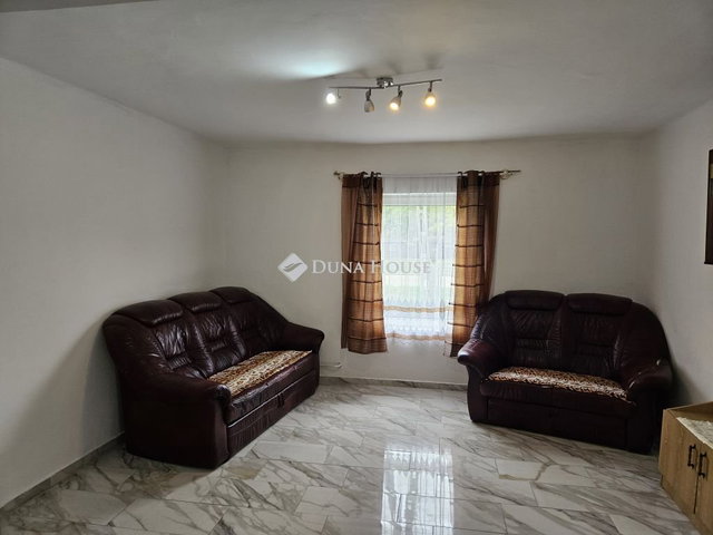Eladó családi ház, Mátyásdombon 25 M Ft, 4 szobás