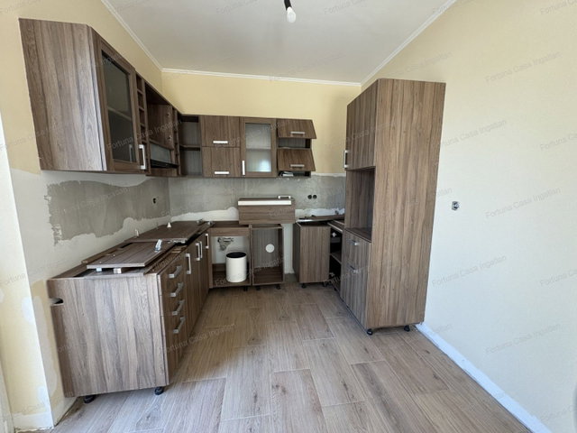 Eladó családi ház, Kecskeméten 82.5 M Ft, 3 szobás