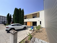 Kiadó iroda, Tatán 380 E Ft / hó, 6 szobás