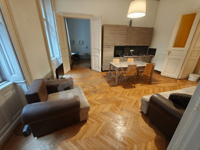 Kiadó téglalakás, albérlet, V. kerületben, Havas utcában