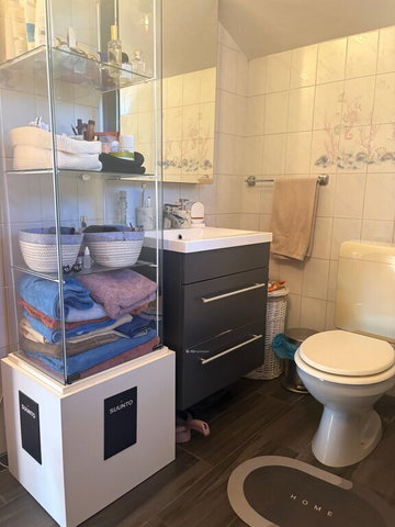 Eladó családi ház, Szigetszentmártonban 159.9 M Ft, 5 szobás