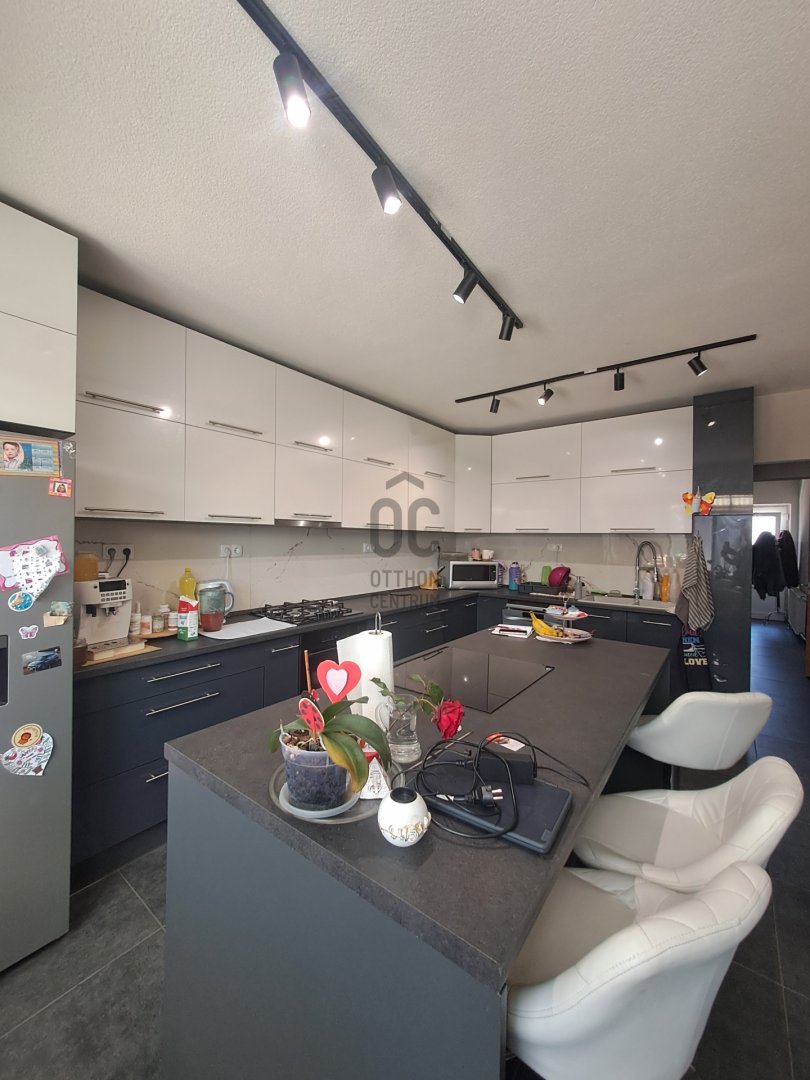 5 bed · 157m² · 64.900.000 ft