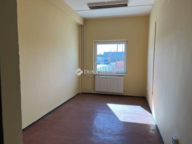 Kiadó téglalakás, albérlet, Veszprémben, Házgyári úton