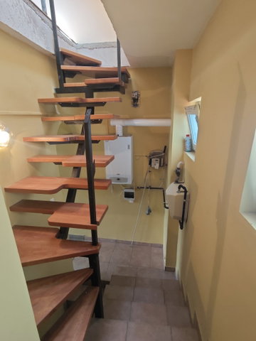 Eladó üzlethelyiség, Keszthelyen 26 M Ft, 1 szobás