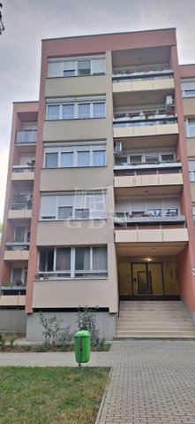 Eladó téglalakás, Szombathelyen 45 M Ft, 2 szobás