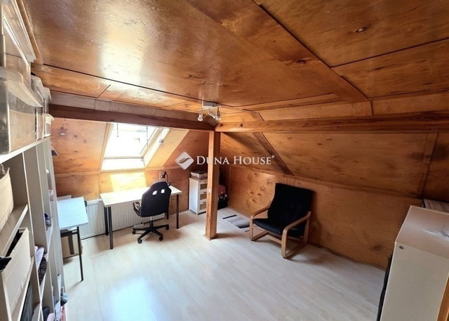 Eladó családi ház, Monoron 84.9 M Ft, 6 szobás