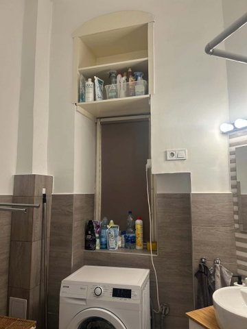 Eladó téglalakás, Budapesten, VI. kerületben 70 M Ft, 2 szobás