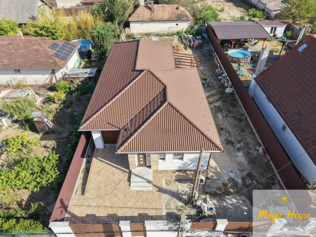 Eladó családi ház, Tárnokon 149.9 M Ft, 5 szobás