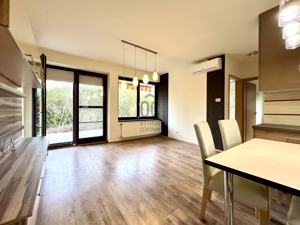 5 bed · 108m² · 164.900.000 ft
