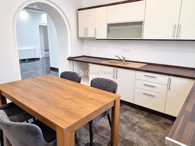 Eladó családi ház, Békéscsabán, Bajza utcában 74.9 M Ft