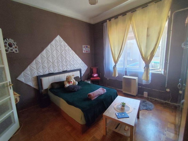Eladó téglalakás, Budapesten, IV. kerületben, Szabadkai utcában