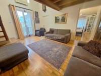 Eladó családi ház, Pécsett 129.9 M Ft, 9 szobás
