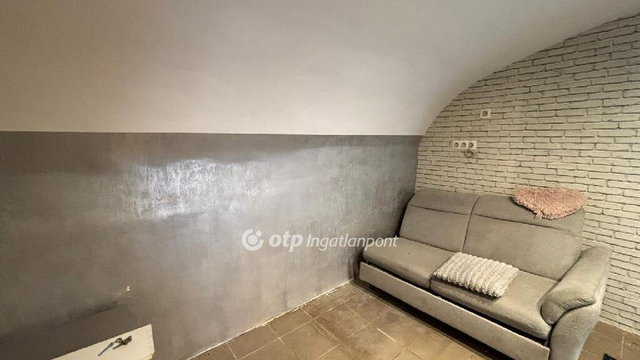Eladó ipari ingatlan, Budapesten, VI. kerületben 20.9 M Ft