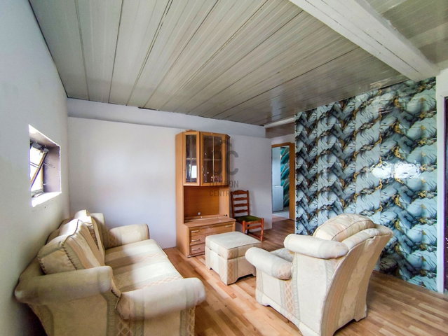 Eladó családi ház, Székesfehérvárott 36 M Ft, 4 szobás