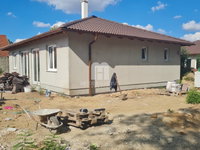 Eladó családi ház, Székesfehérvárott 97.5 M Ft, 3 szobás