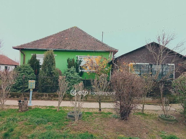 Eladó családi ház, Méhteleken 19.5 M Ft, 3 szobás